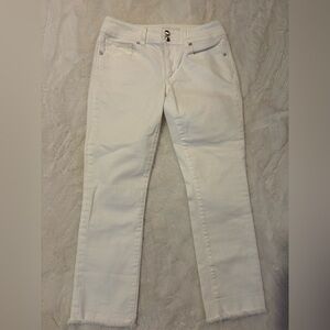 White Frayed Hem Jeans sze 4